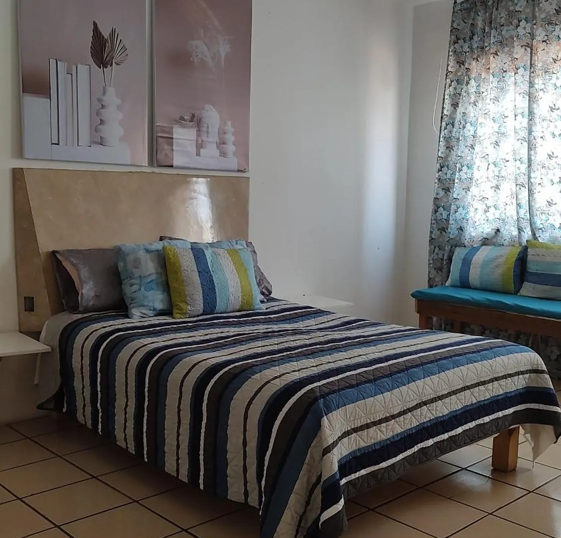 Planta Alta 3 Recamaras Centro Guadalajara Apartment